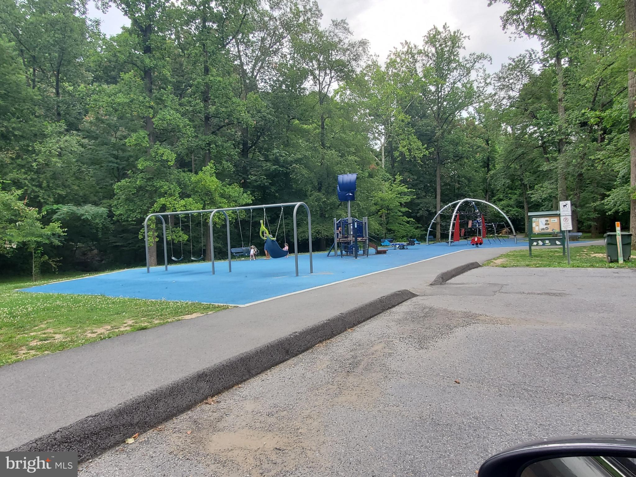 8512-12-2 Manchester Road, Unit 122 Silver Spring, MD 20901 - Photo 33 of 40 Nearby Play ground - Sligo Creek!
