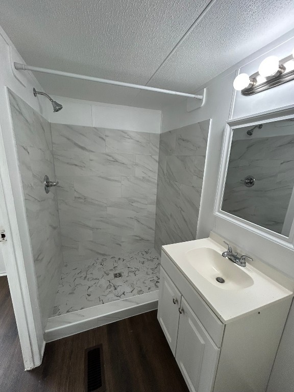 1406 East Wallisville Road Highlands, TX 77562 - Photo 12 of 26 a bathroom with a sink a vanity and a mirror