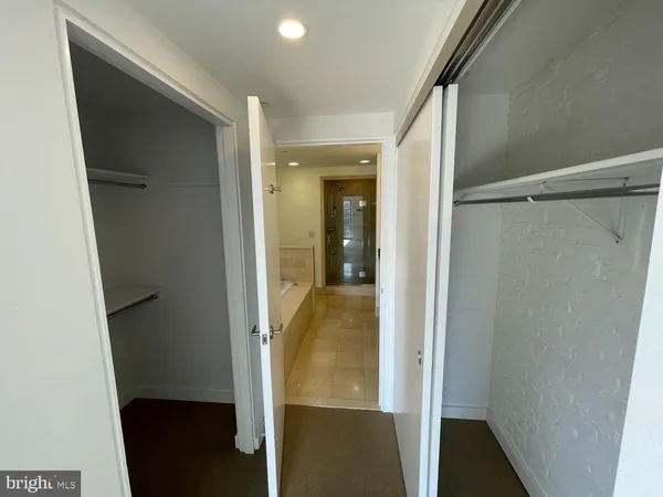 view of an entryway