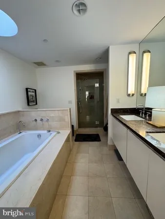 $7,800 | 3336 Cady's Alley Northwest, Unit 201, Washington, DC 20007