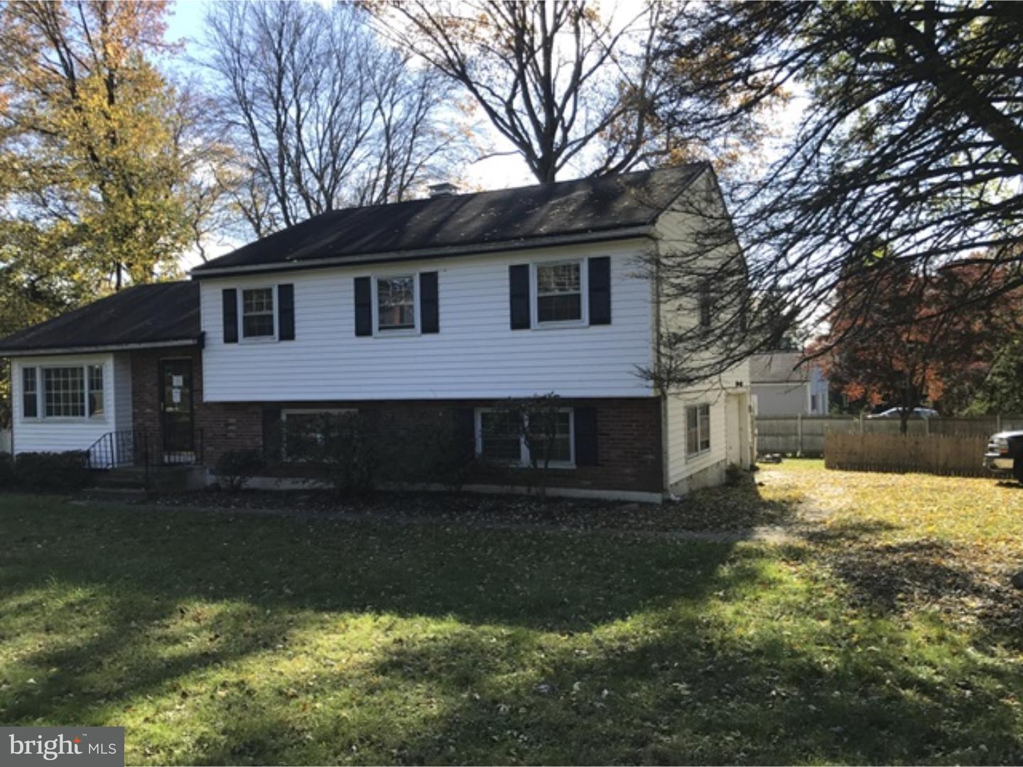 33 Upper Ferry Road Ewing, NJ 08628 - Photo 1 of 19