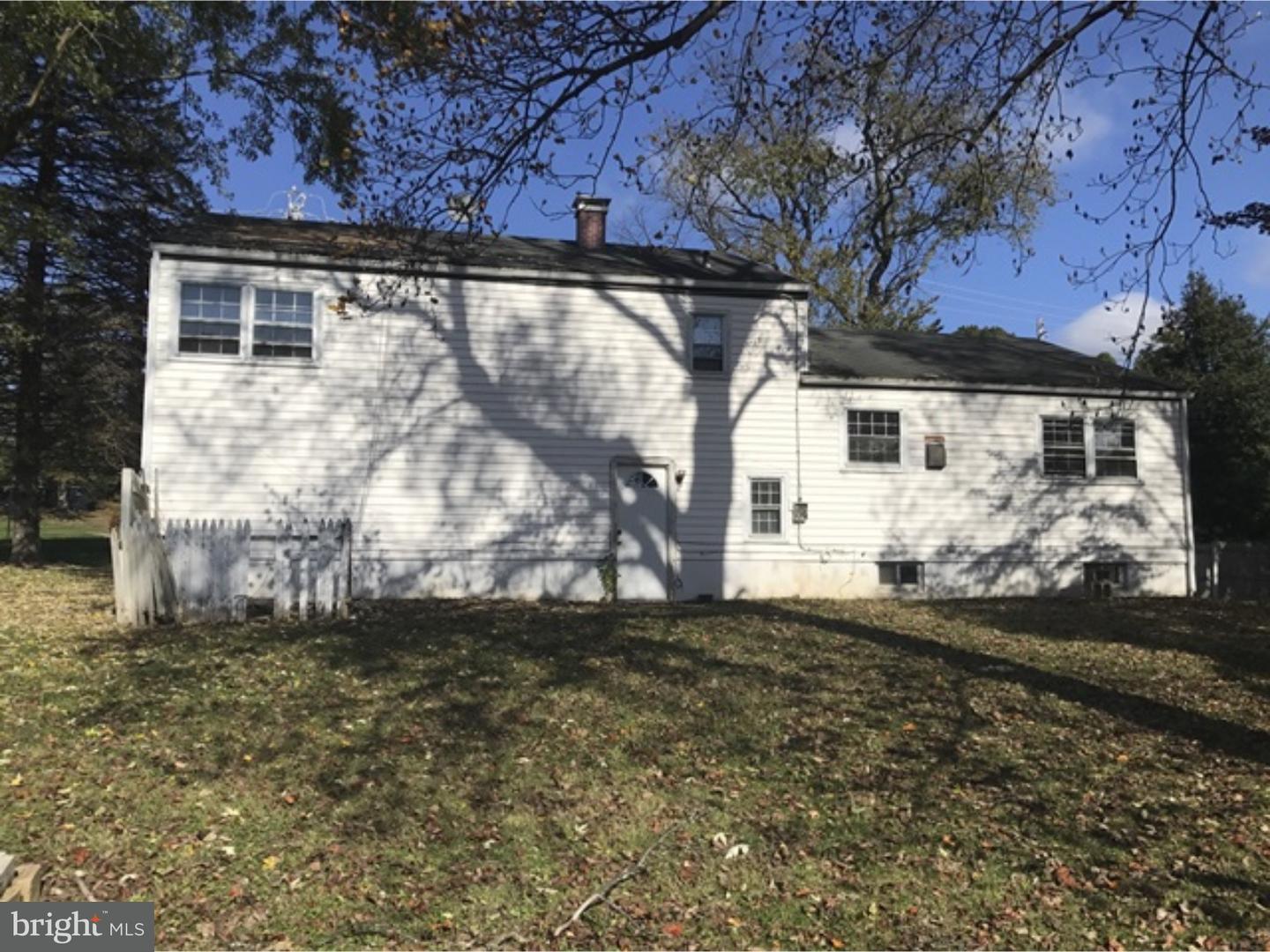33 Upper Ferry Road Ewing, NJ 08628 - Photo 5 of 19