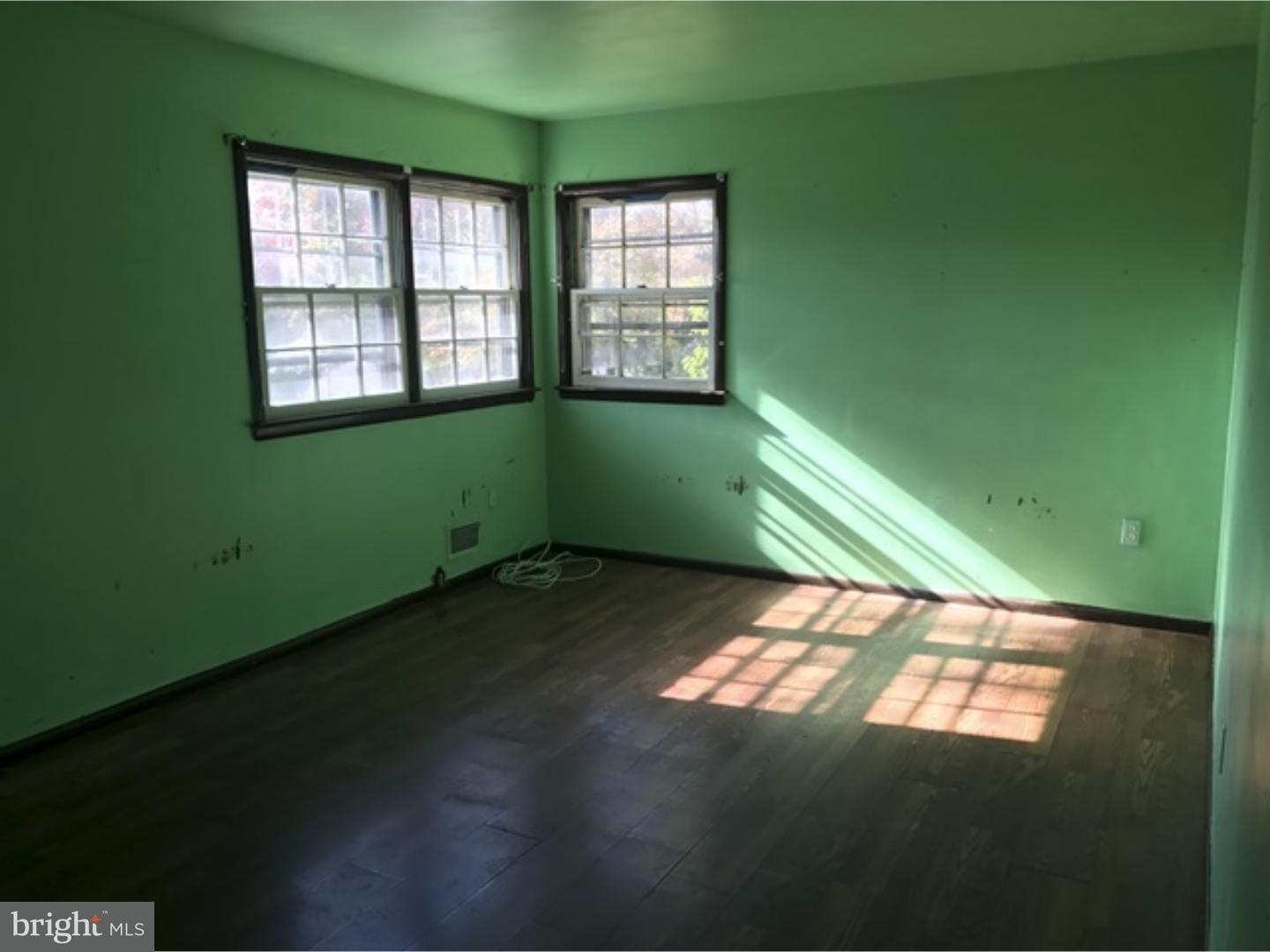 33 Upper Ferry Road Ewing, NJ 08628 - Photo 8 of 19