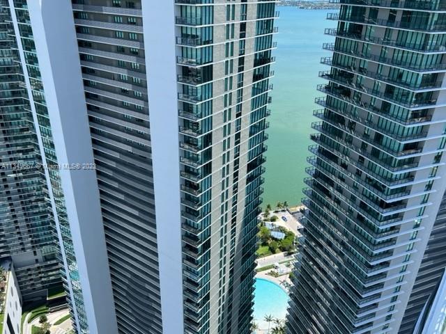 Edgewater Miami, FL 33137 - Photo 37 of 65