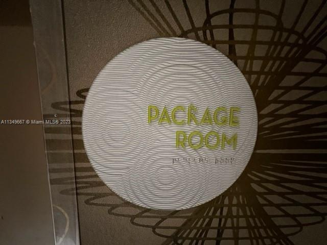 Edgewater Miami, FL 33137 - Photo 62 of 65 a view of entryway