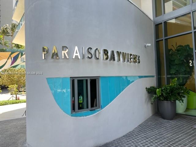 Edgewater Miami, FL 33137 - Photo 65 of 65 a view of a entryway