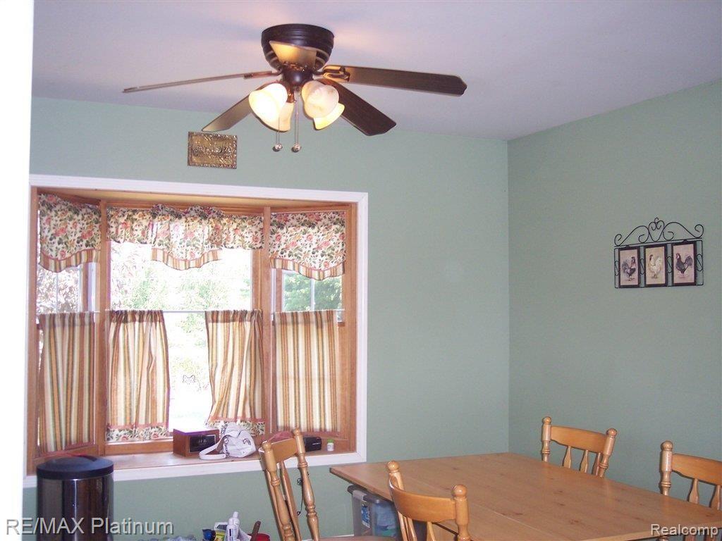 2365 Fowlerville Road Fowlerville, MI 48836 - Photo 11 of 25 WARM-DINING