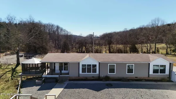 $499,900 | 2695 Leslie Road, Burkesville, KY 42717