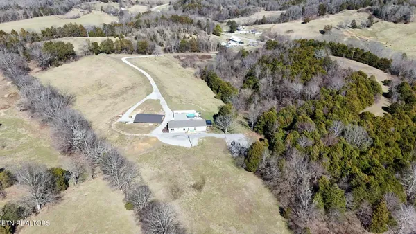 $499,900 | 2695 Leslie Road, Burkesville, KY 42717