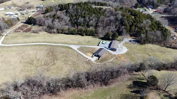 $499,900 | 2695 Leslie Road, Burkesville, KY 42717