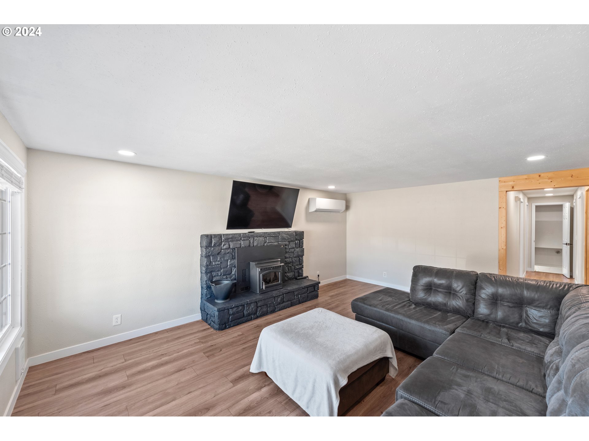 2955 Ridgeway Drive Reedsport, OR 97467 - Photo 3 of 34 Gallery Image 3