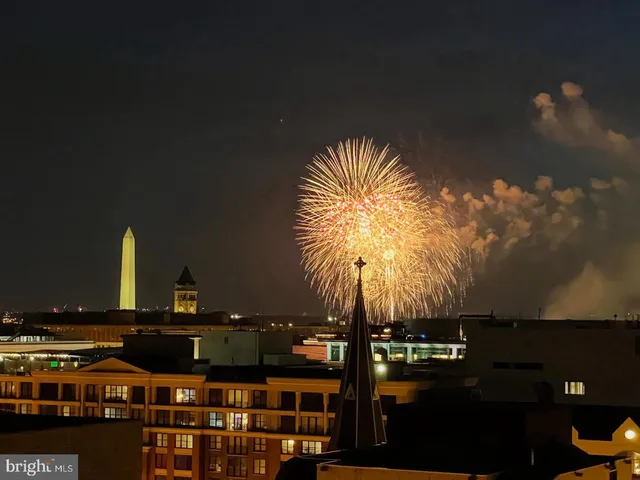 a car parked in front of a building