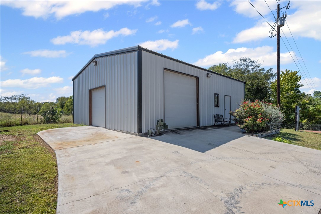 28099 Fm 2670 Killeen, TX 76549 - Photo 39 of 48 a house view with a backyard space