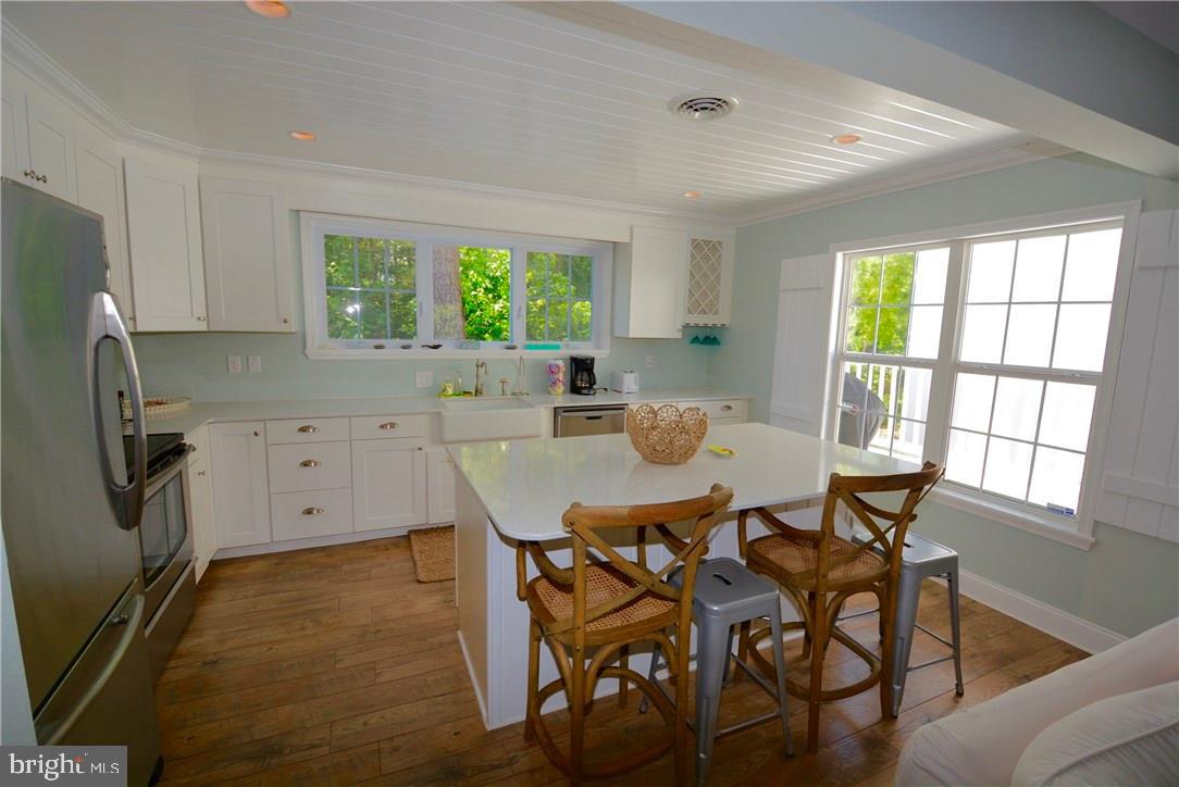 624 Sandy Point Road Bethany Beach, DE 19930 - Photo 3 of 27 Gallery Image 3