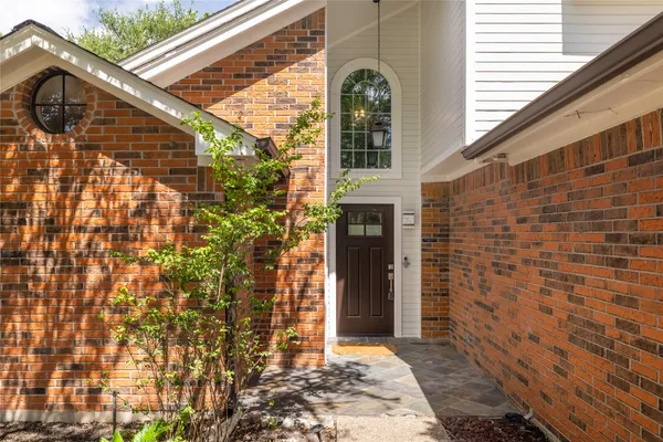 $725,000 | 11402 Chessington Drive, Austin, TX 78750