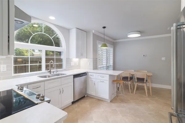 $725,000 | 11402 Chessington Drive, Austin, TX 78750