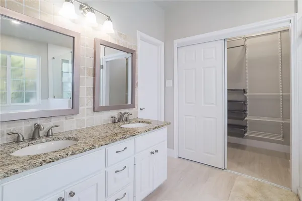 $725,000 | 11402 Chessington Drive, Austin, TX 78750