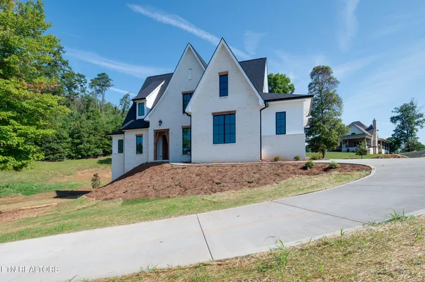 $1,500,000 | 828 Berkley Court, Seymour, TN 37865