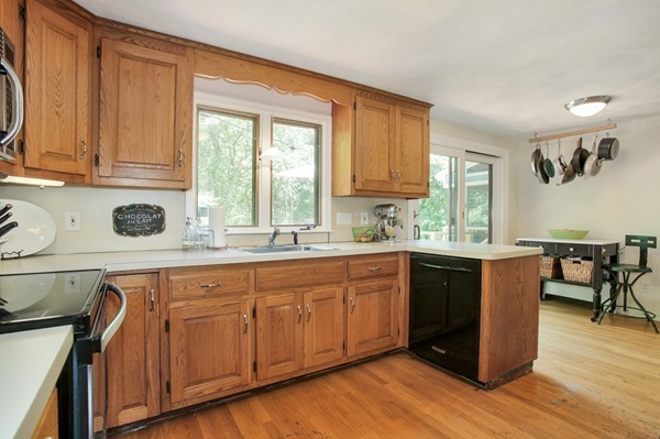 181 Taylor Road Stow, MA 01775 - Photo 6 of 18
