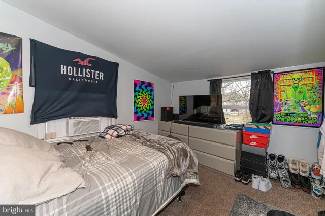 $2,200 | 801 Bethel Avenue, Aston, PA 19014