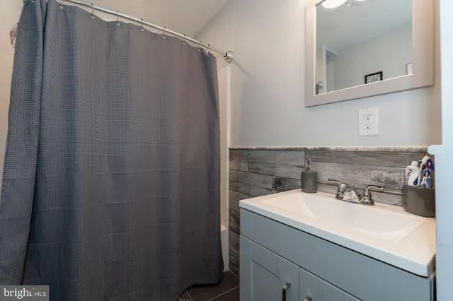 $2,200 | 801 Bethel Avenue, Aston, PA 19014