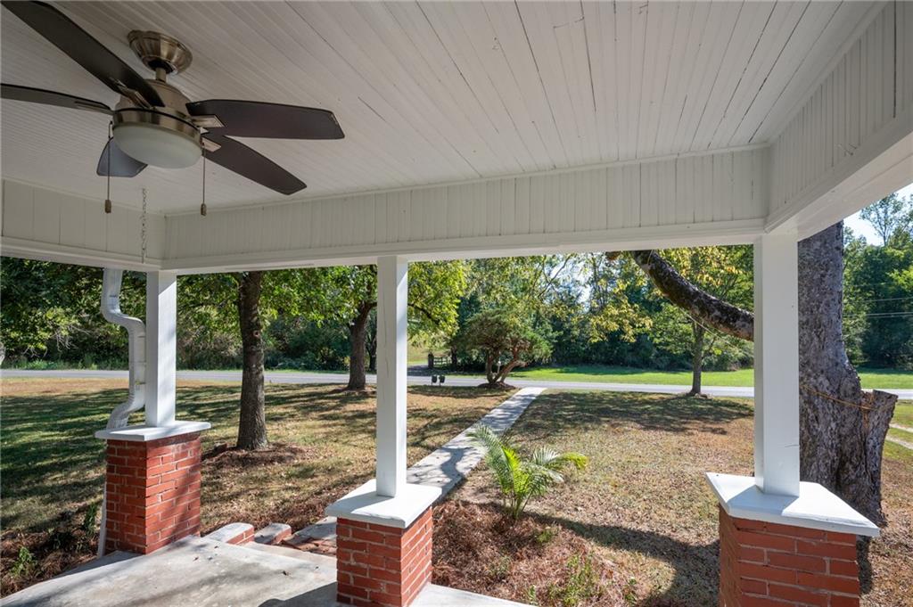 1943 Moores Ferry Road Southwest Plainville, GA 30733 - Photo 4 of 31 Gallery Image 4
