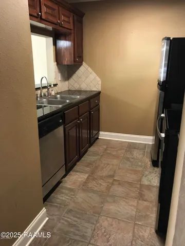 $75,000 | 112 Hillside Drive, Unit 26, Lafayette, LA 70503