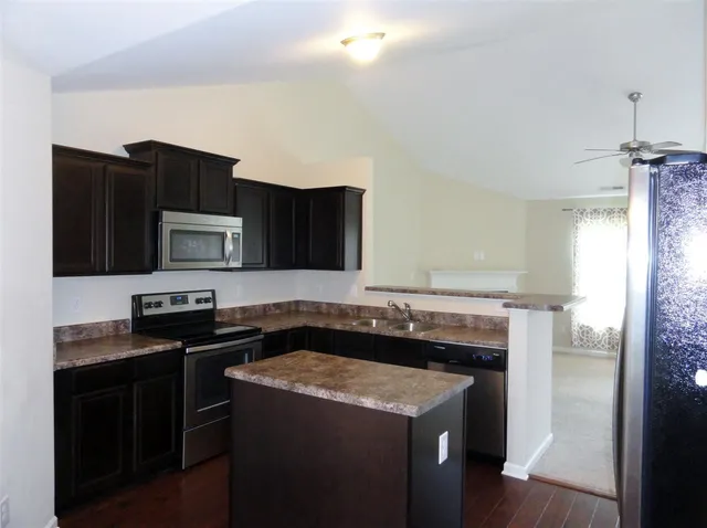 $1,750 | 290 Merin Height Road, Jacksonville, NC 28546