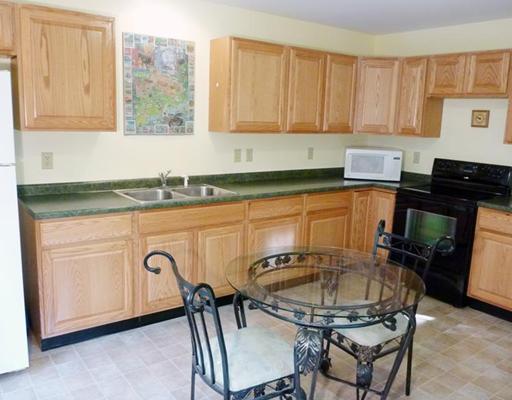69 Tarry Road Gouldsboro, ME 04607 - Photo 12 of 25 Kitchen.