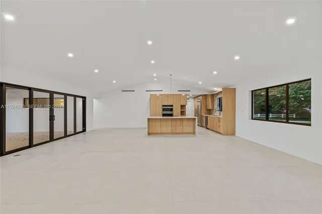 $3,399,000 | 12940 Southwest 73rd Avenue, Pinecrest, FL 33156