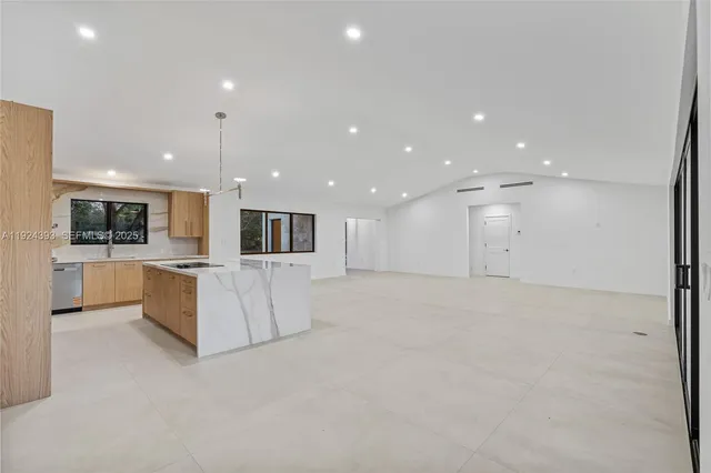 $3,499,000 | 12940 Southwest 73rd Avenue, Pinecrest, FL 33156