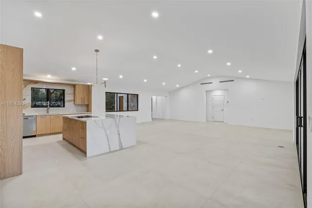 $3,399,000 | 12940 Southwest 73rd Avenue, Pinecrest, FL 33156