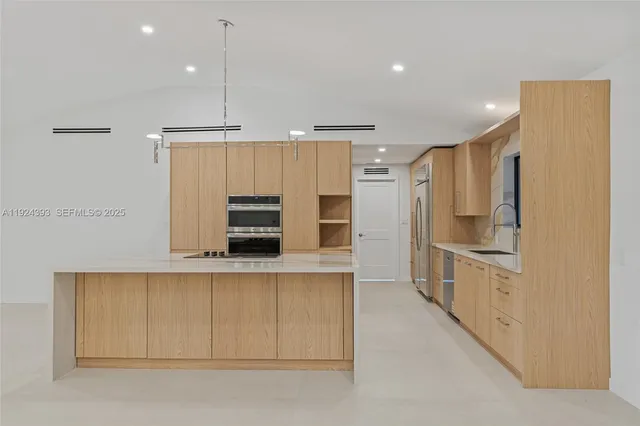 $3,499,000 | 12940 Southwest 73rd Avenue, Pinecrest, FL 33156