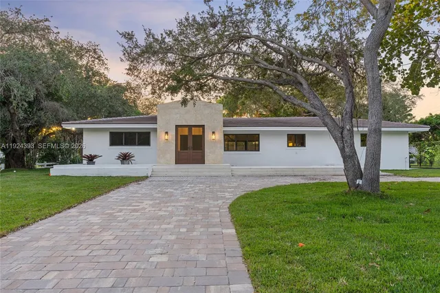 $3,399,000 | 12940 Southwest 73rd Avenue, Pinecrest, FL 33156