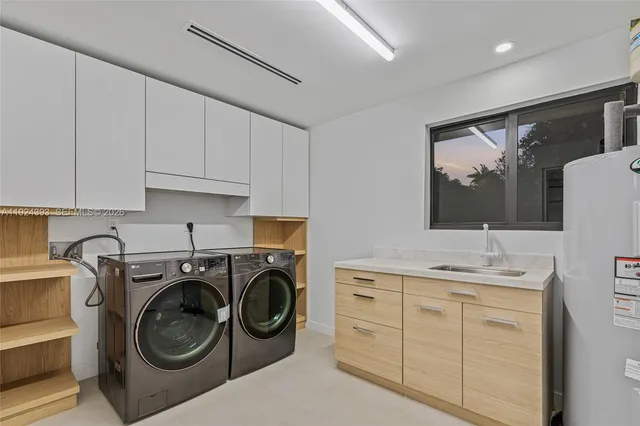 $3,399,000 | 12940 Southwest 73rd Avenue, Pinecrest, FL 33156