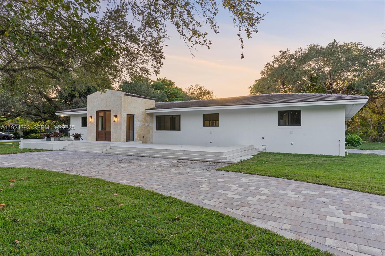 12940 Southwest 73rd Avenue Pinecrest, FL 33156 - Photo 4 of 51