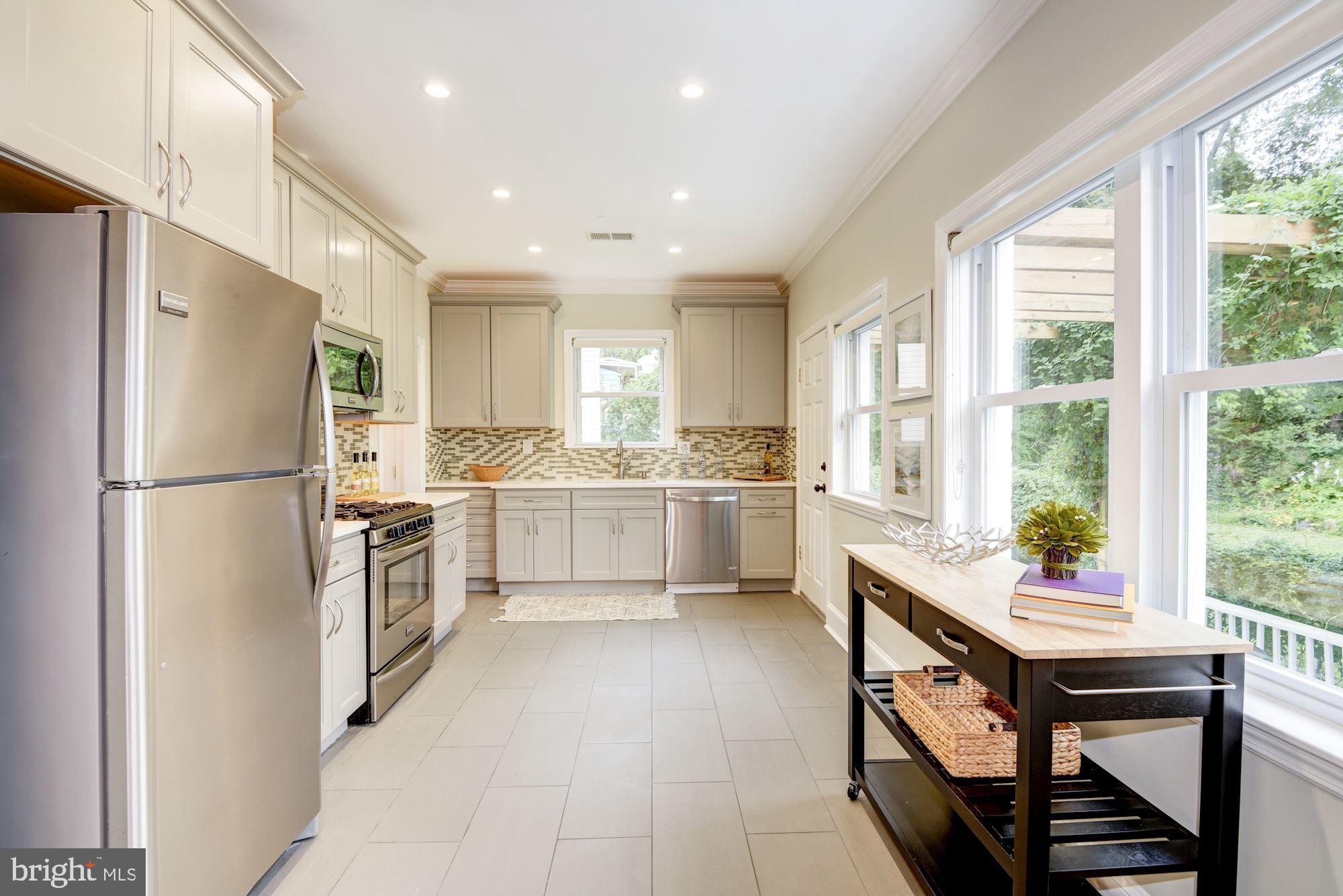 1225 Perry Street Northeast Washington, DC 20017 - Photo 9 of 29 Gourmet Kitchen