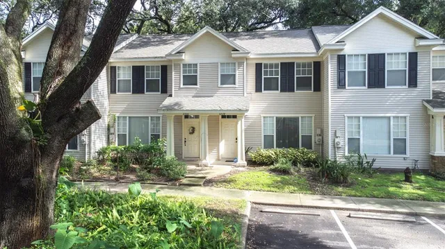 $227,000 | 2228 Golden Oak Lane, Valrico, FL 33594