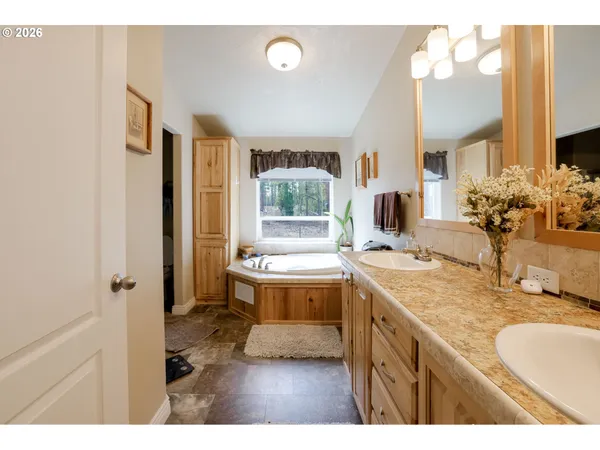 $643,000 | 123631 Surveyor Road, Crescent Lake, OR 97733