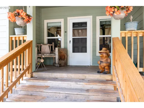 $643,000 | 123631 Surveyor Road, Crescent Lake, OR 97733