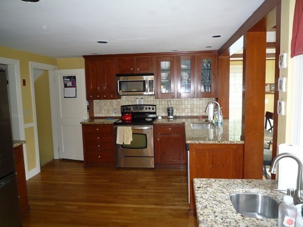 51 Outlook Road Wakefield, MA 01880 - Photo 9 of 19 Gallery Image 9