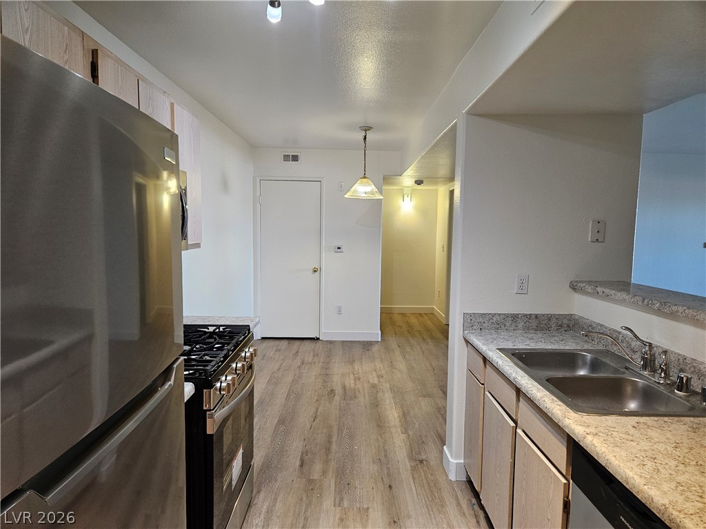 7885 West Flamingo Road, Unit 1127 Las Vegas, NV 89147 - Photo 4 of 14