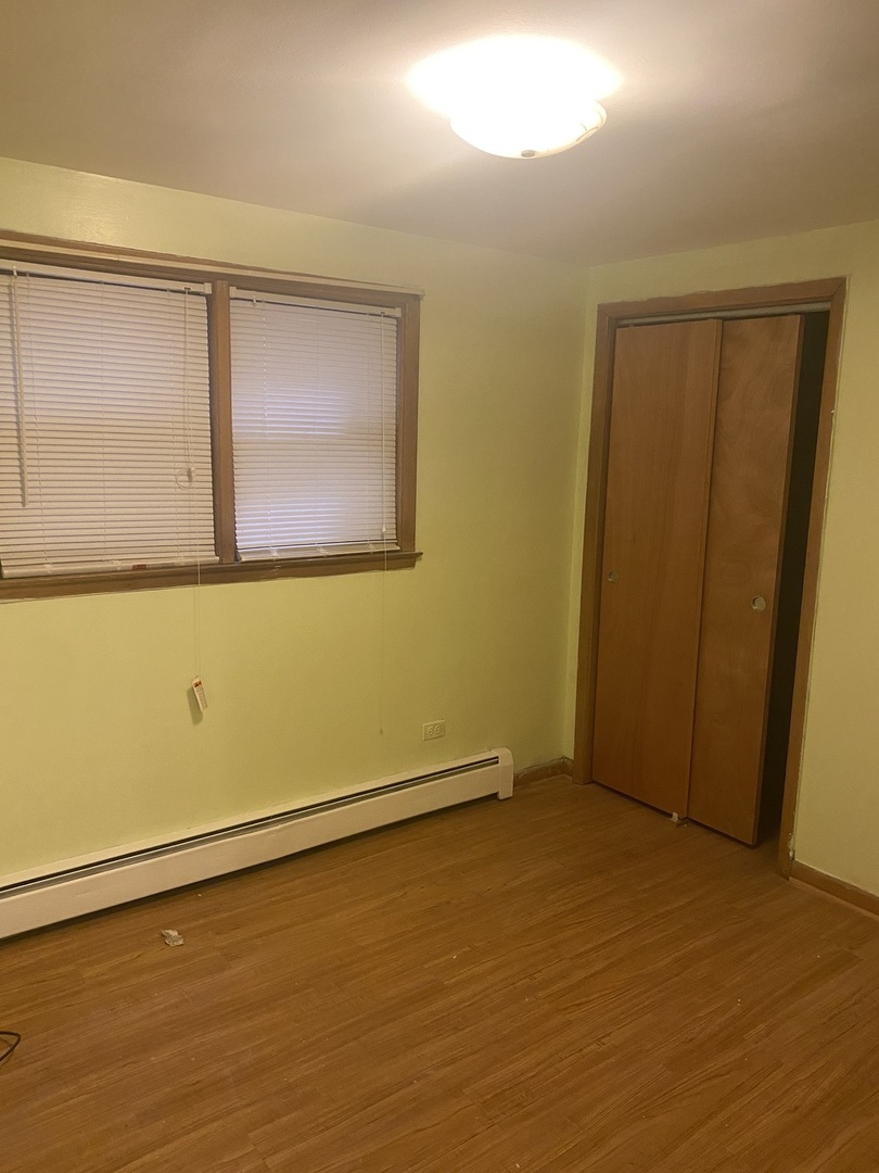 8530 South Carpenter Street, Unit 1 Chicago, IL 60620 - Photo 6 of 10 a view of an empty room
