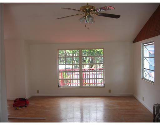 5062 Cleveland Road Delray Beach, FL 33484 - Photo 5 of 12 Additional Photo