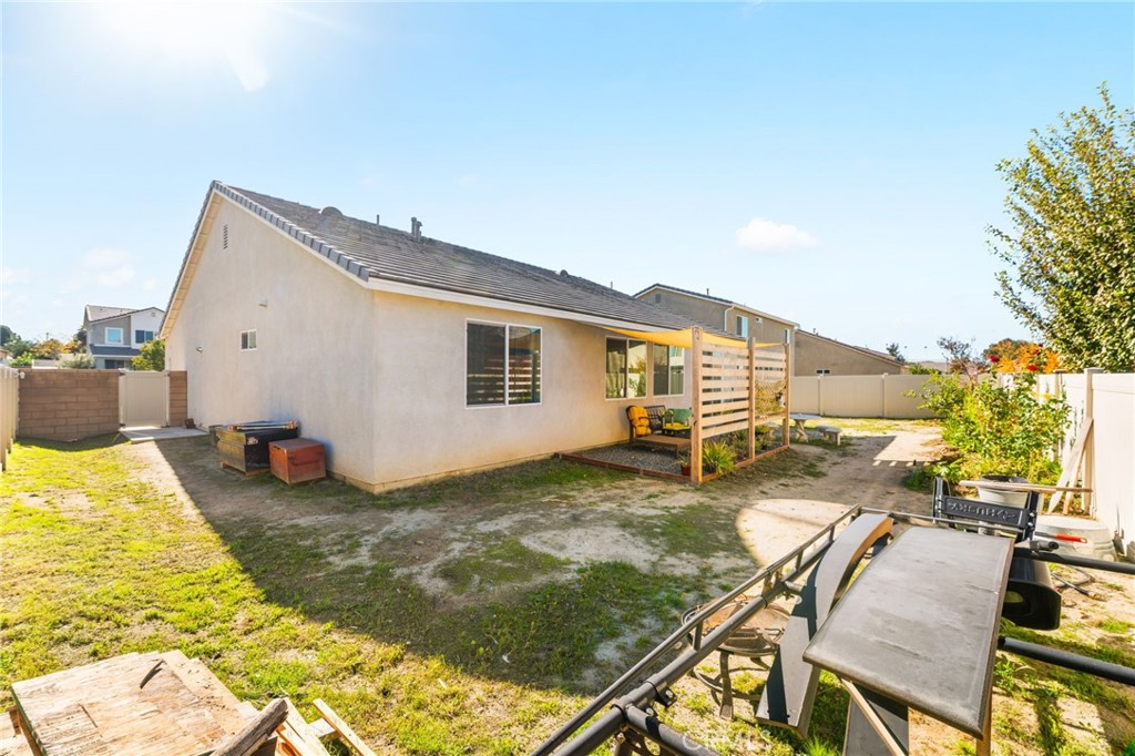 468 Bristolwood Road Hemet, CA 92543 - Photo 47 of 55 a view of a backyard with swimming pool