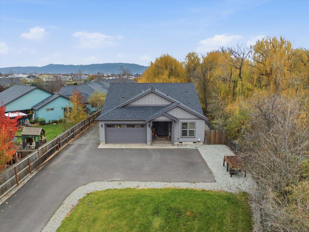 3285 Springbrook Road Medford, OR 97504 - Photo 38 of 46 1