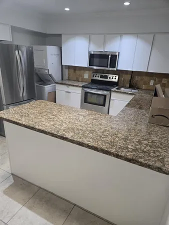 $2,450 | 1701 North Treasure Drive, Unit 5, North Bay Village, FL 33141