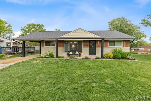 $290,000 | 763 Dace Lane, St. Louis, MO 63125