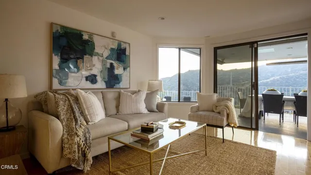 $2,495,000 | 363 Patrician Way, Pasadena, CA 91105