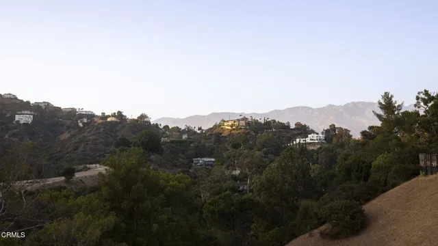 $2,495,000 | 363 Patrician Way, Pasadena, CA 91105